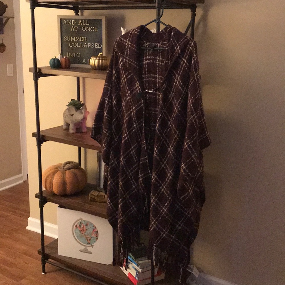 Sweater shawl